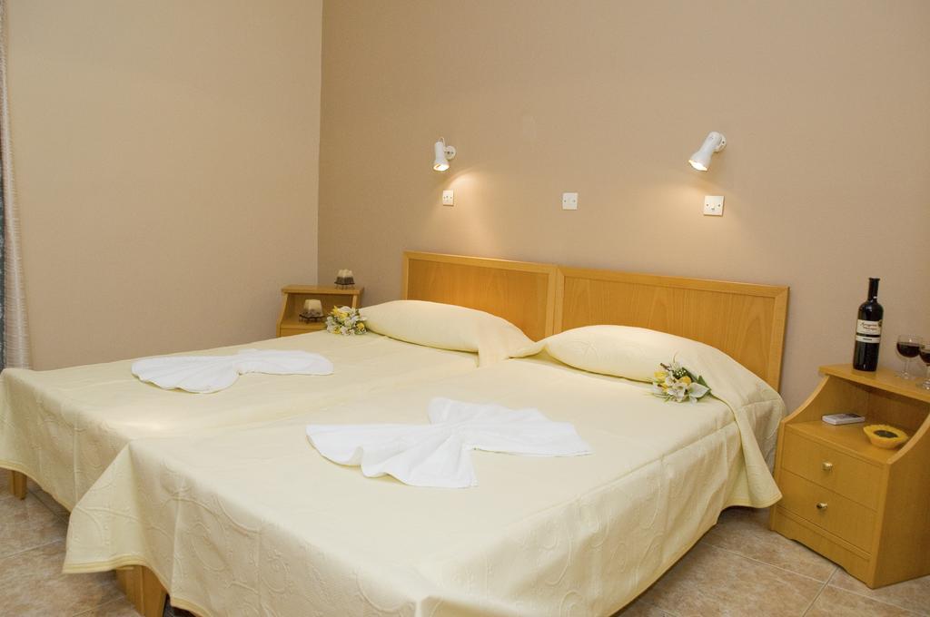 팔라이오코라 Margarita Αpartments Sea View 아파트 외부 사진